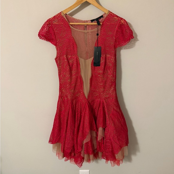 NWT BCBG MaxAzria Red Berry Rochelle Scallop Lace & Tulle Mini Cocktail Dress - Picture 3 of 12